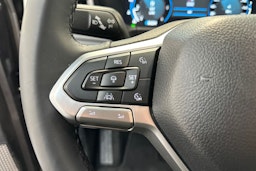 musta Volkswagen Amarok 2025 kuva 13.