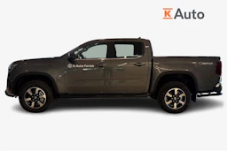 harmaa Volkswagen Amarok 2026 kuva 7.