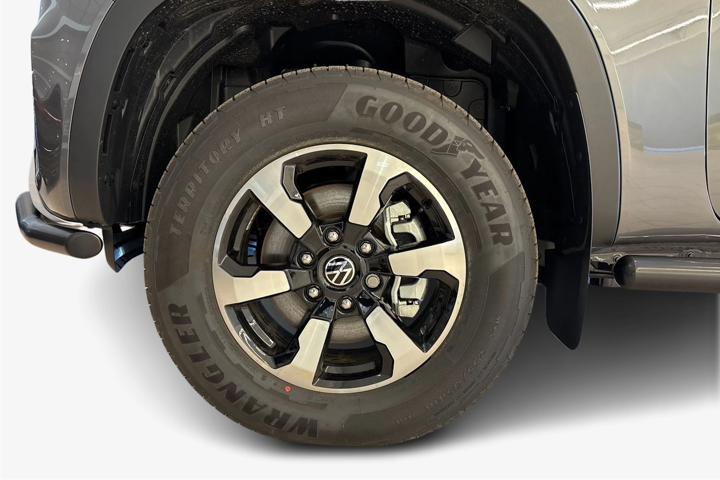 harmaa Volkswagen Amarok 2026 kuva 12.