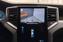 met. punainen Volkswagen Amarok 2025 kuva 24.