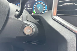 Harmaa Volkswagen Amarok 2025 kuva 23.