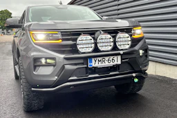 Harmaa Volkswagen Amarok 2025 kuva 38.
