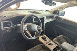 musta Volkswagen Amarok 2025 kuva 8.
