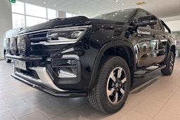 musta Volkswagen Amarok 2025 kuva 15.