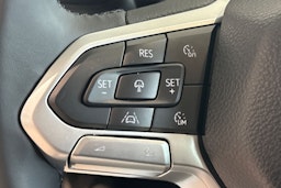 musta Volkswagen Amarok 2025 kuva 16.