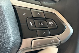 musta Volkswagen Amarok 2025 kuva 17.