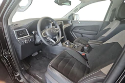 met. musta Volkswagen Amarok 2026 kuva 8.