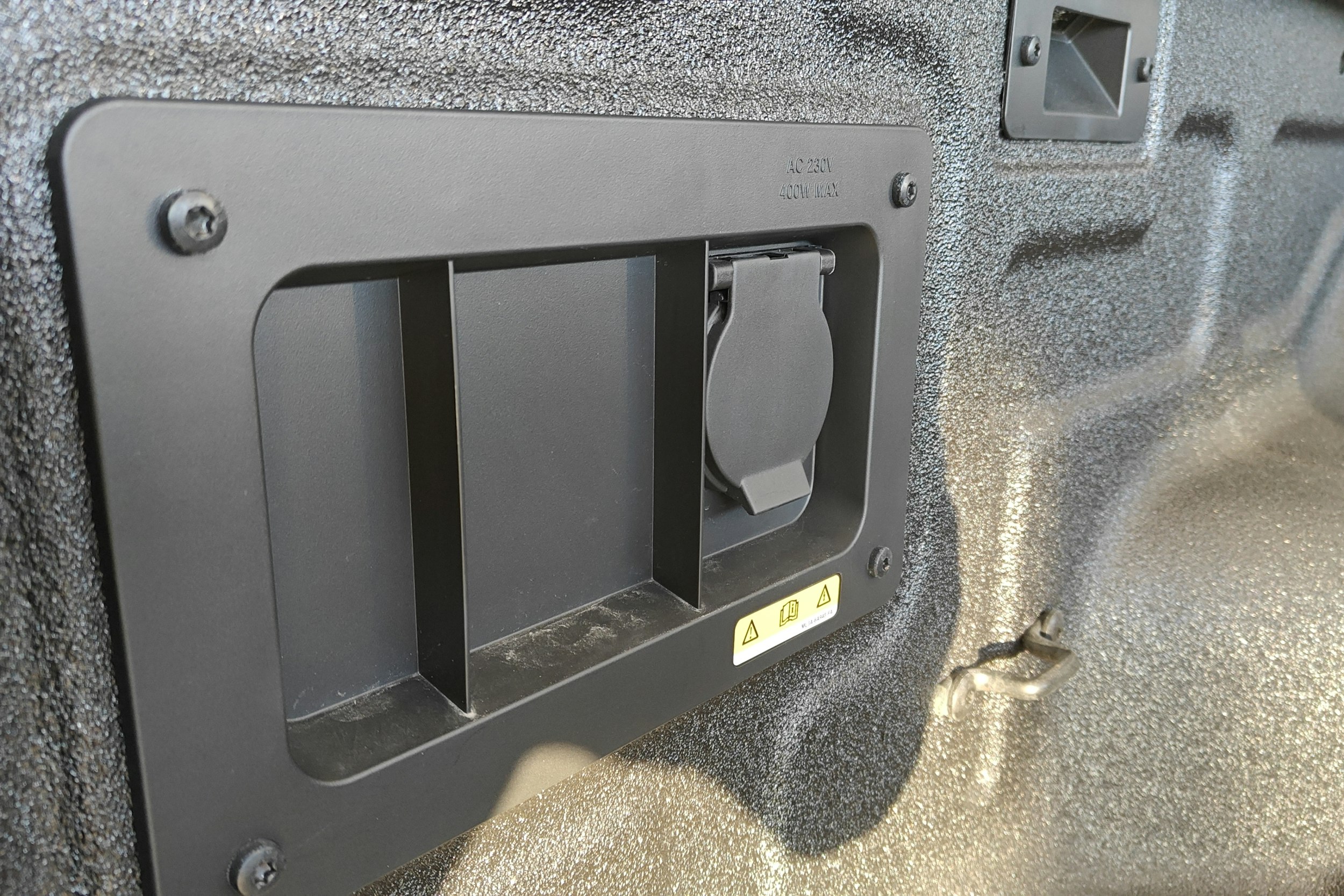 valkoinen Volkswagen Amarok 2026 kuva 17.