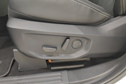 valkoinen Volkswagen Amarok 2026 kuva 19.