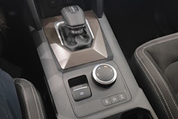 valkoinen Volkswagen Amarok 2026 kuva 25.