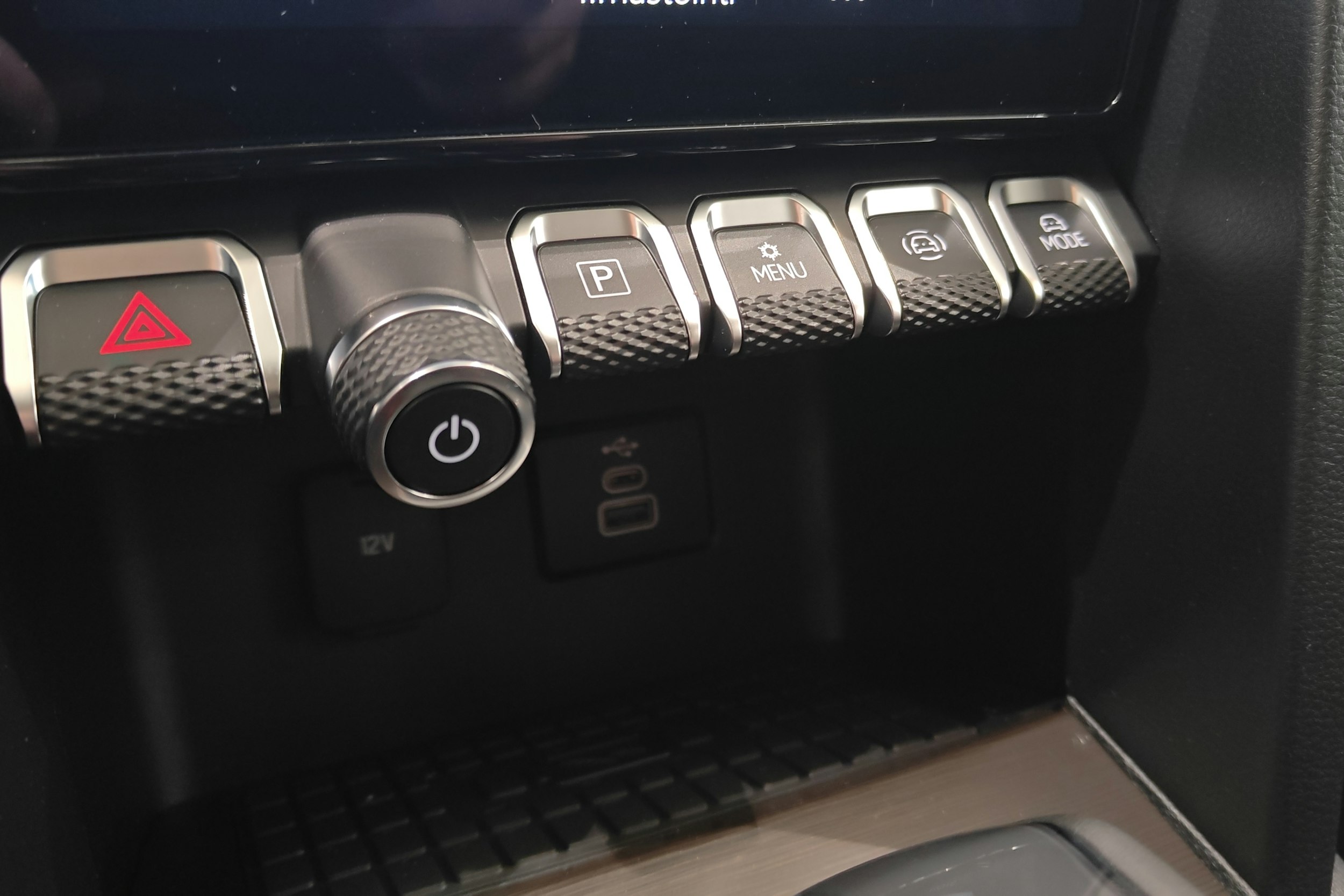 valkoinen Volkswagen Amarok 2026 kuva 26.