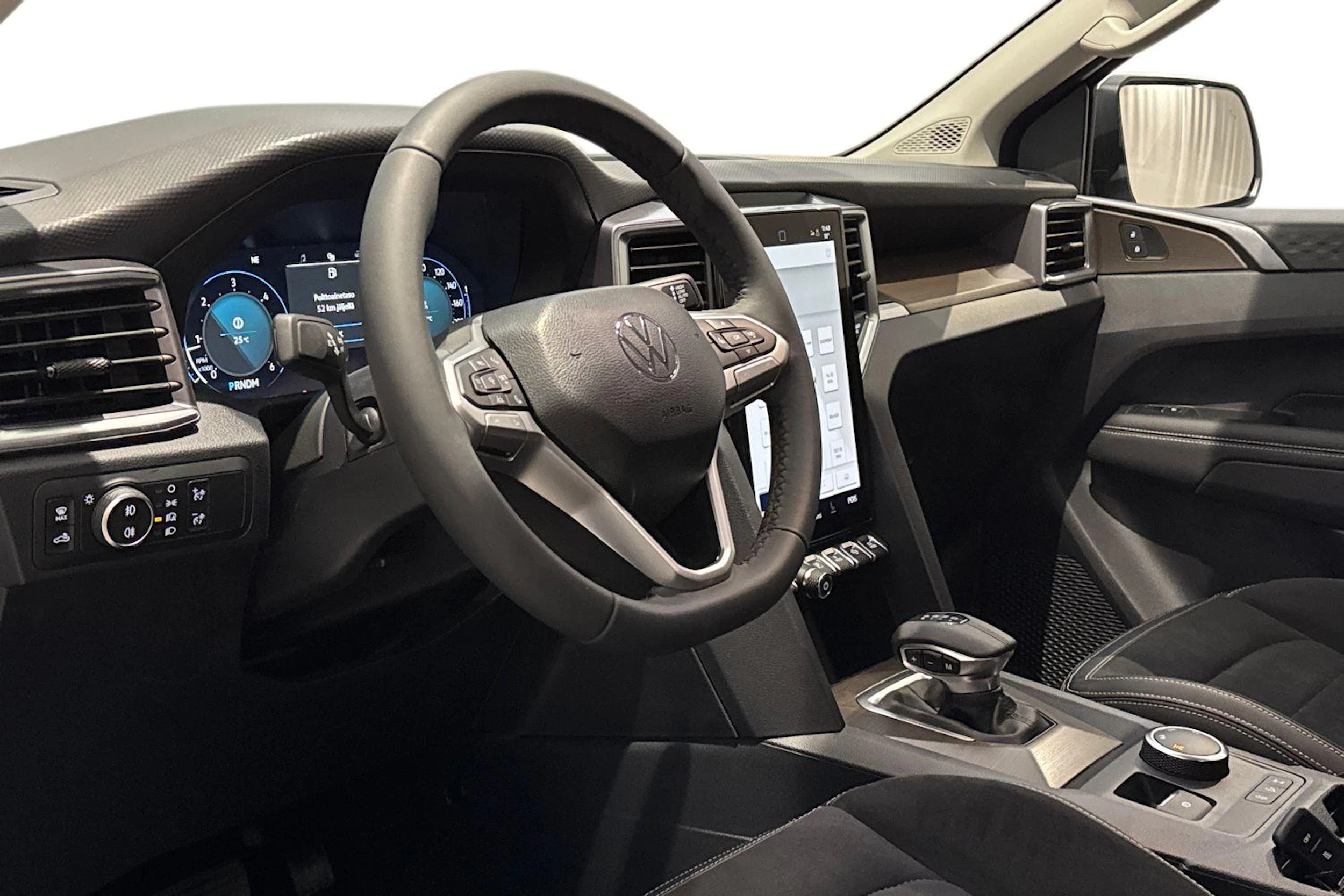 valkoinen Volkswagen Amarok 2026 kuva 8.