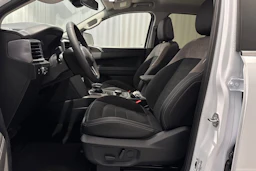 valkoinen Volkswagen Amarok 2026 kuva 16.