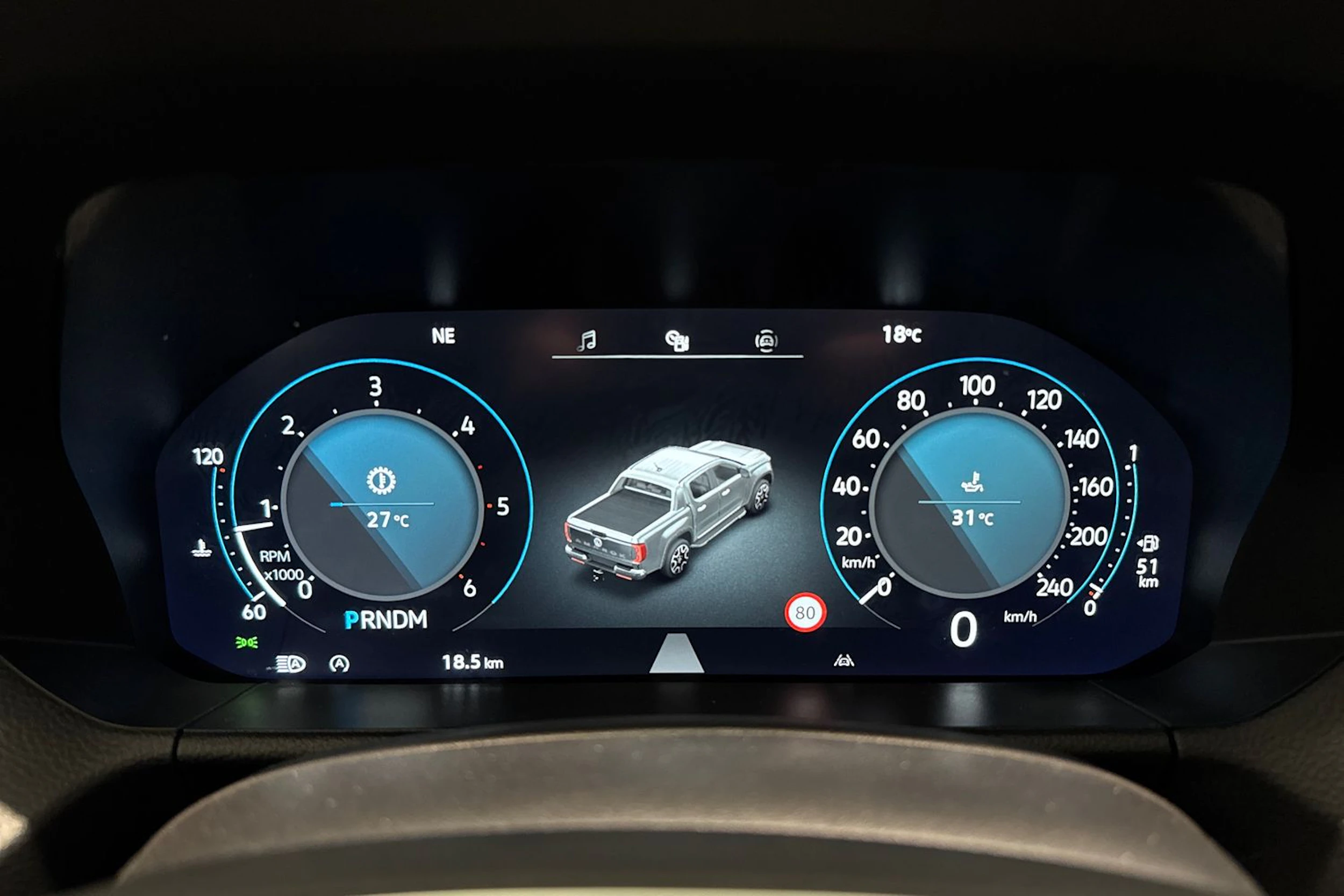 valkoinen Volkswagen Amarok 2026 kuva 20.