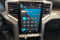 musta Volkswagen Amarok 2026 kuva 20.