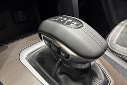 musta Volkswagen Amarok 2026 kuva 24.