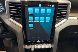 musta Volkswagen Amarok 2026 kuva 27.