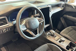 valkoinen Volkswagen Amarok 2026 kuva 8.