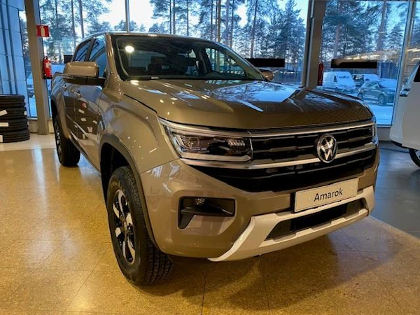 Volkswagen Amarok DC Style 75-v Juhlamalli 2.0 TDI 151kW Autom. 4MOTION, ilman takaistuimia