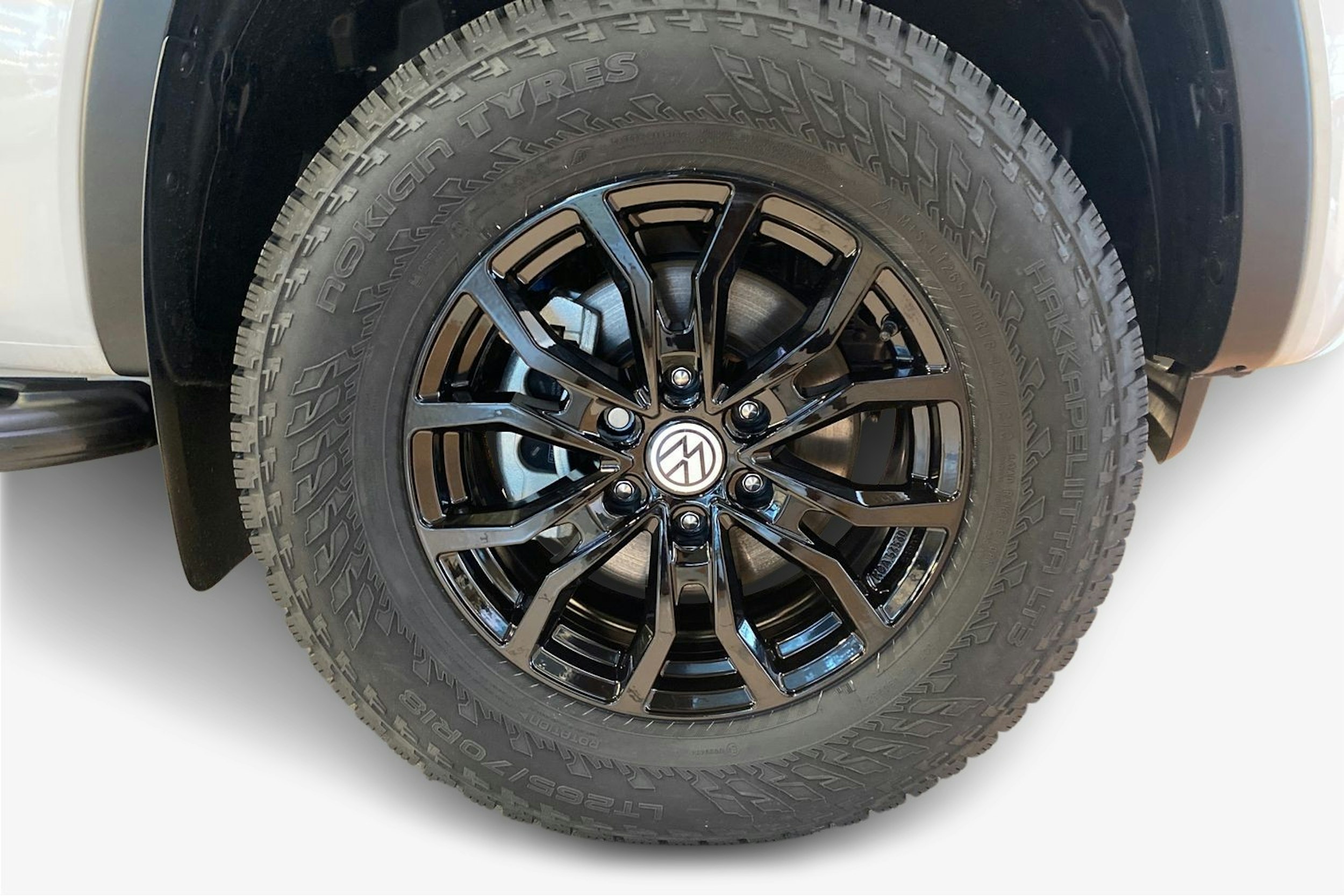 valkoinen Volkswagen Amarok 2026 kuva 12.