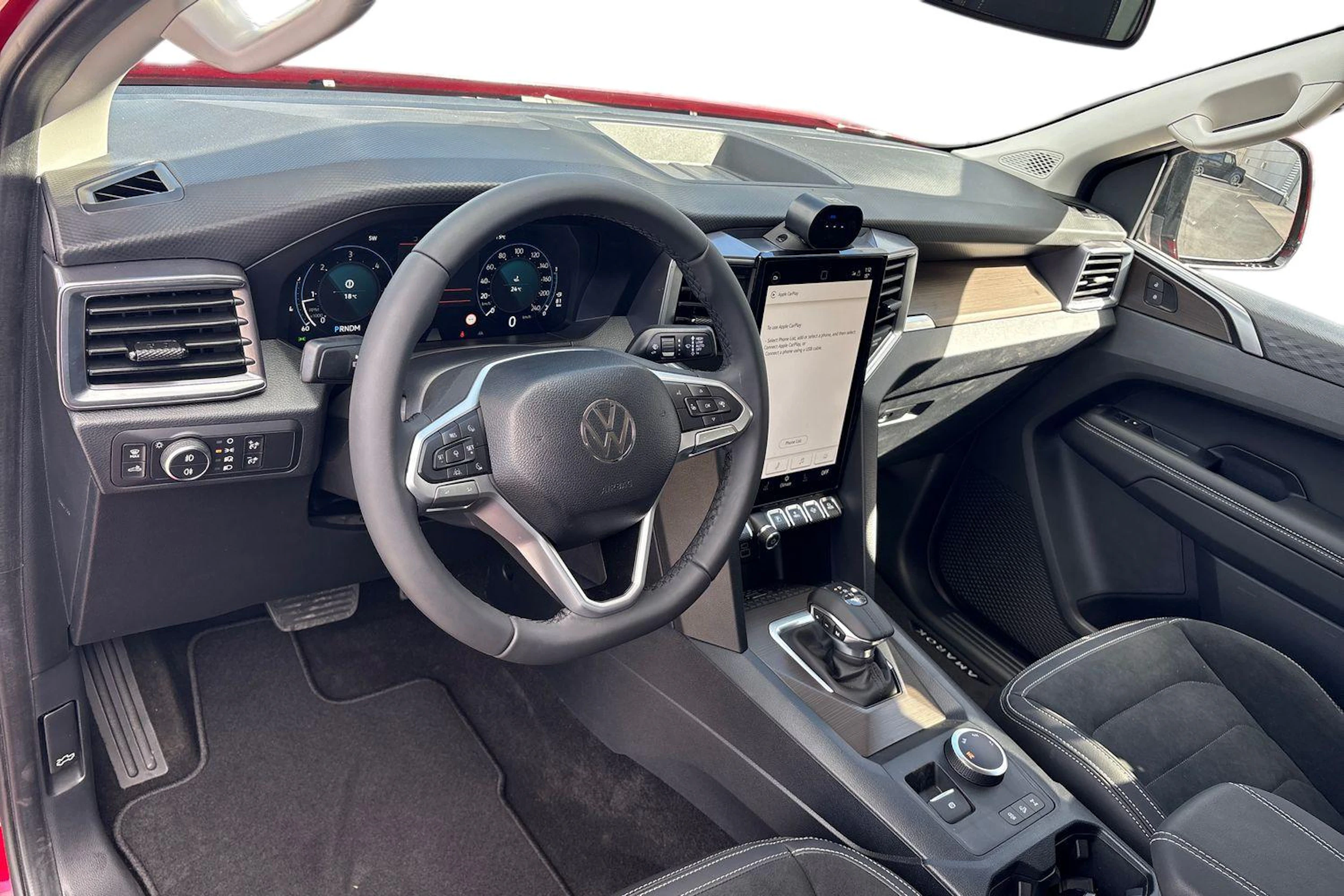 punainen Volkswagen Amarok 2026 kuva 9.