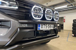 harmaa Volkswagen Amarok 2025 kuva 15.