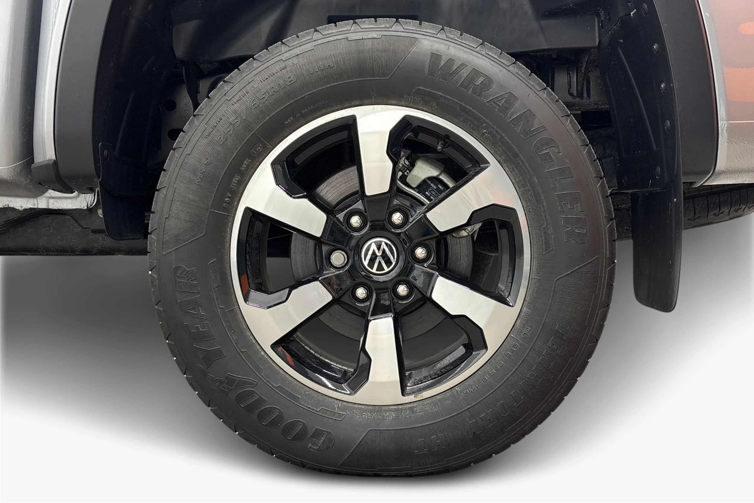 met. hopea Volkswagen Amarok 2026 kuva 12.
