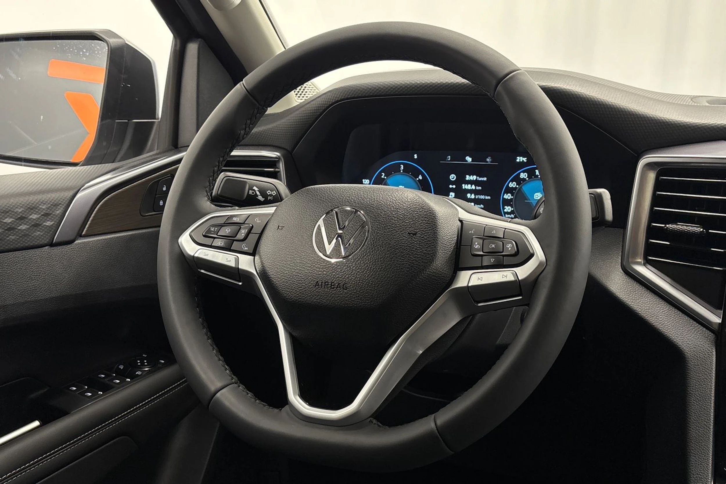 met. hopea Volkswagen Amarok 2026 kuva 15.