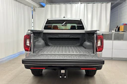 met. hopea Volkswagen Amarok 2026 kuva 24.