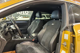 keltainen Volkswagen Arteon 2018 kuva 4.