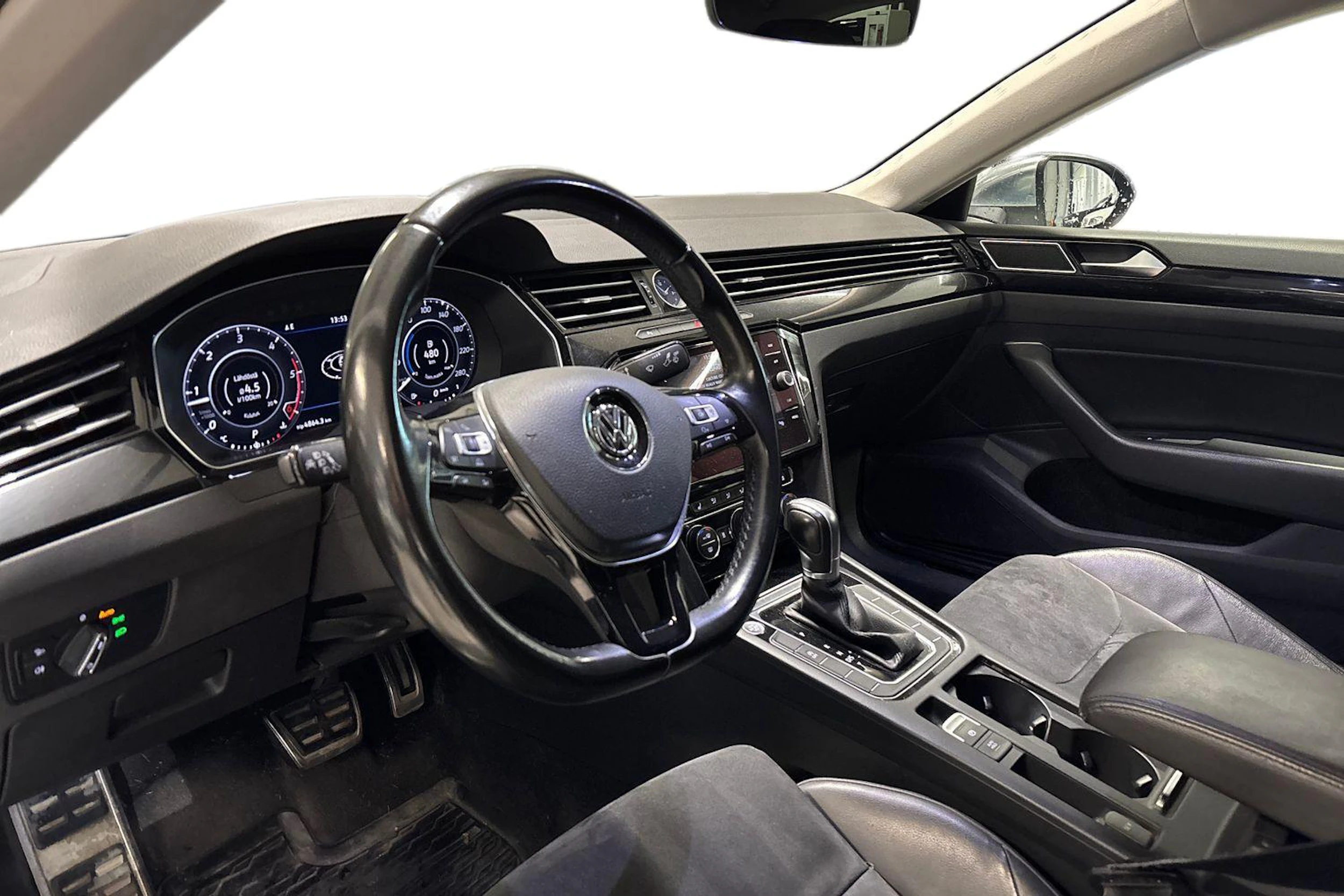 sininen Volkswagen Arteon 2017 kuva 3.