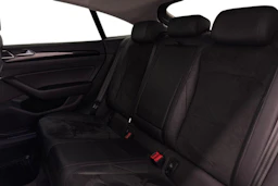 sininen Volkswagen Arteon 2018 kuva 8.