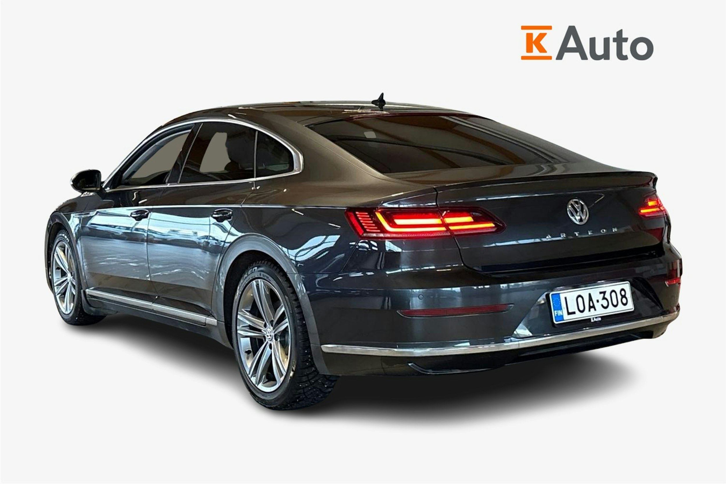 Harmaa Volkswagen Arteon 2017 kuva 2.