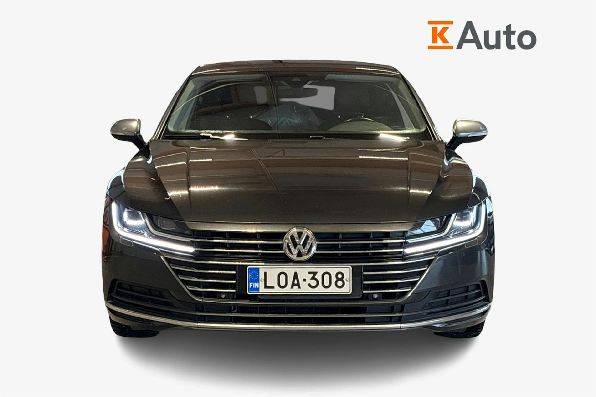 Harmaa Volkswagen Arteon 2017 kuva 5.