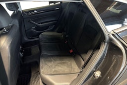 Harmaa Volkswagen Arteon 2017 kuva 10.