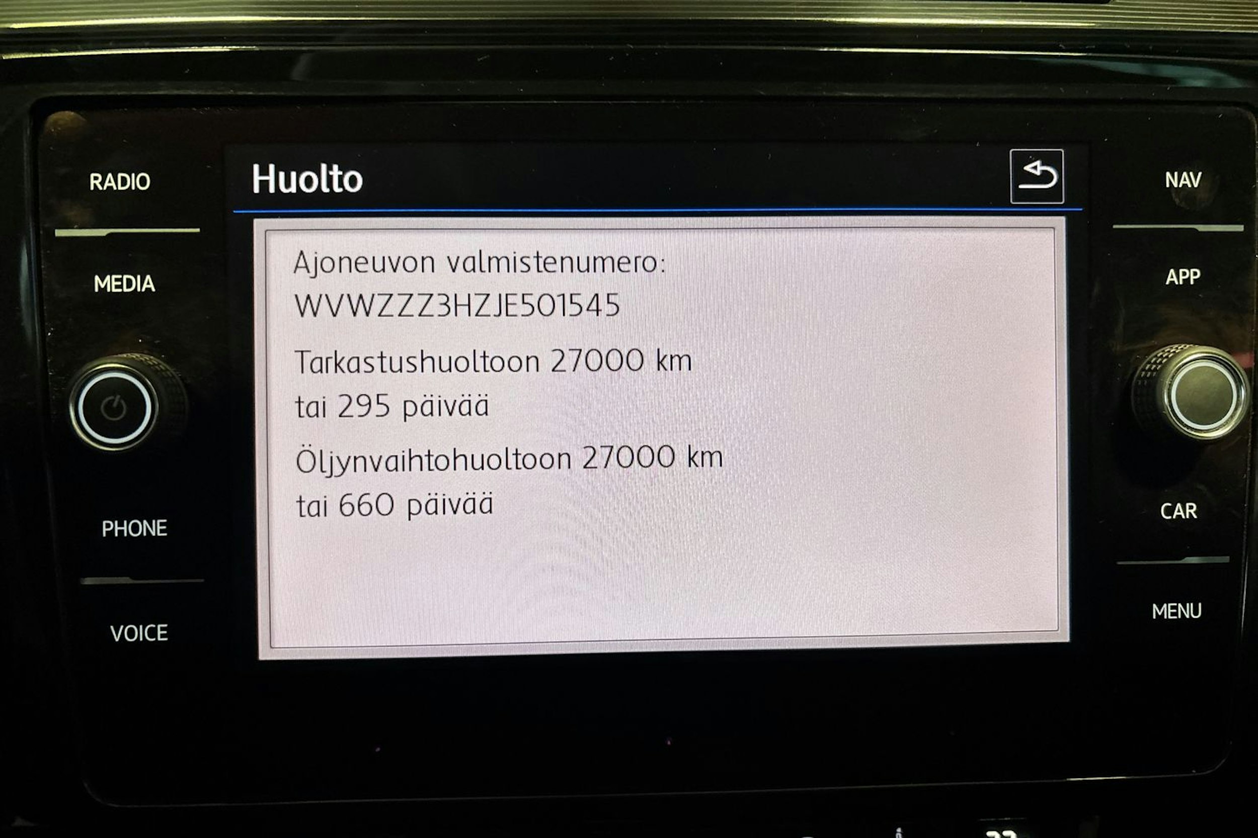 Harmaa Volkswagen Arteon 2017 kuva 16.