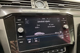 Sininen Volkswagen Arteon 2017 kuva 19.