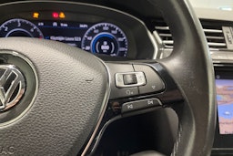 Sininen Volkswagen Arteon 2017 kuva 29.