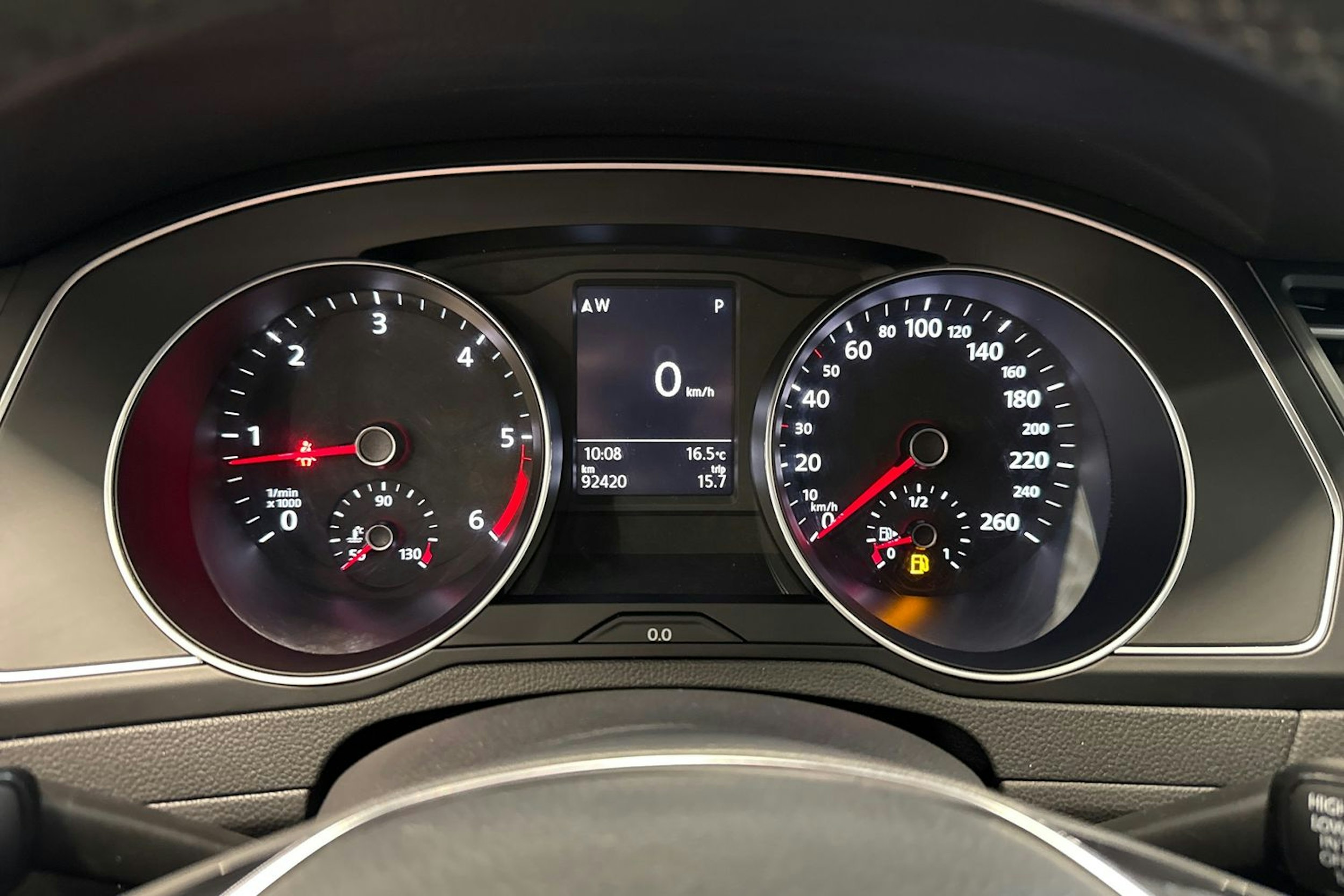 valkoinen Volkswagen Arteon 2018 kuva 19.