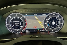valkoinen Volkswagen Arteon 2017 kuva 21.