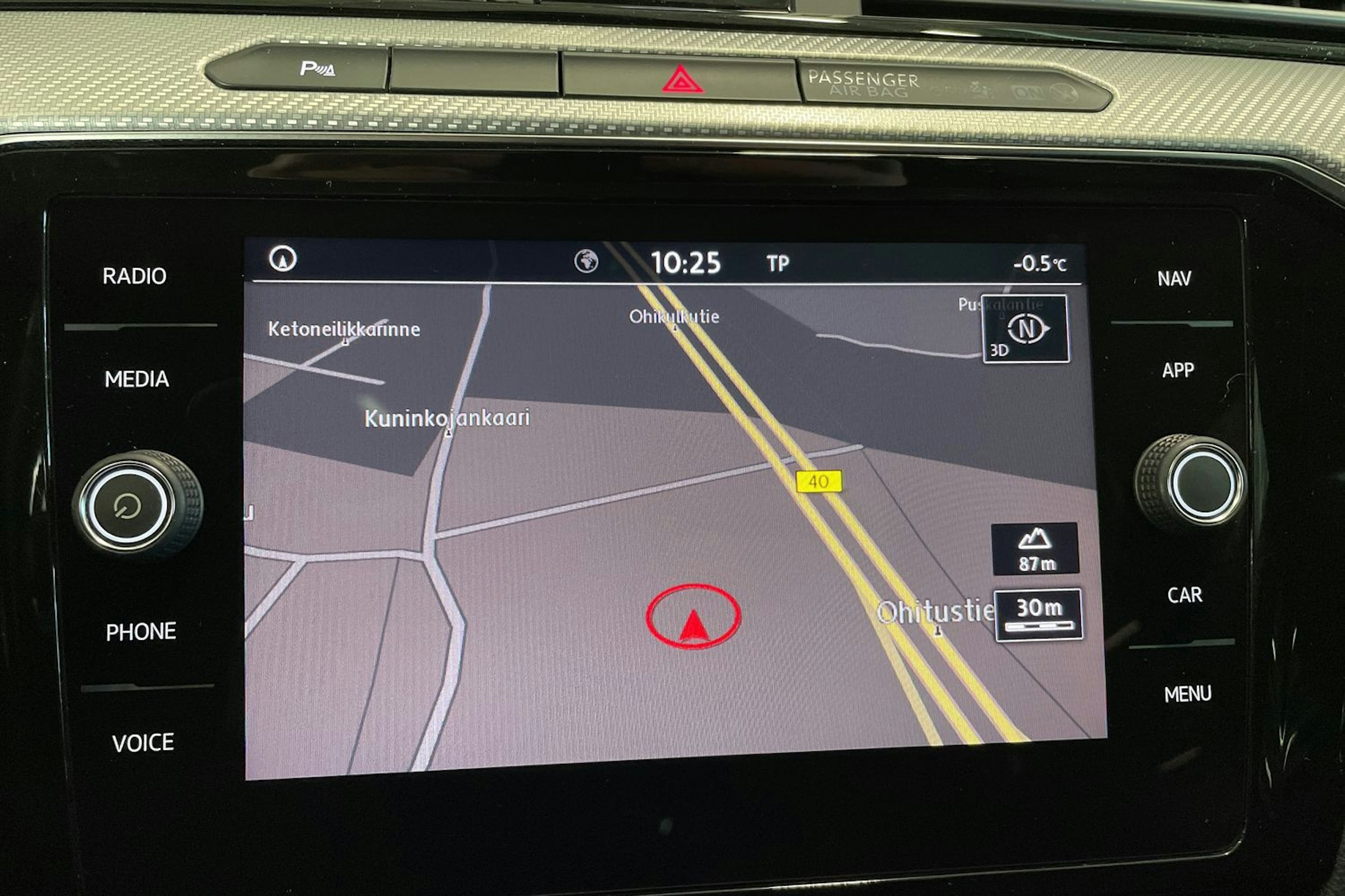 valkoinen Volkswagen Arteon 2017 kuva 28.