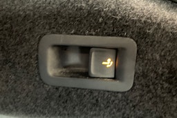 valkoinen Volkswagen Arteon 2017 kuva 38.