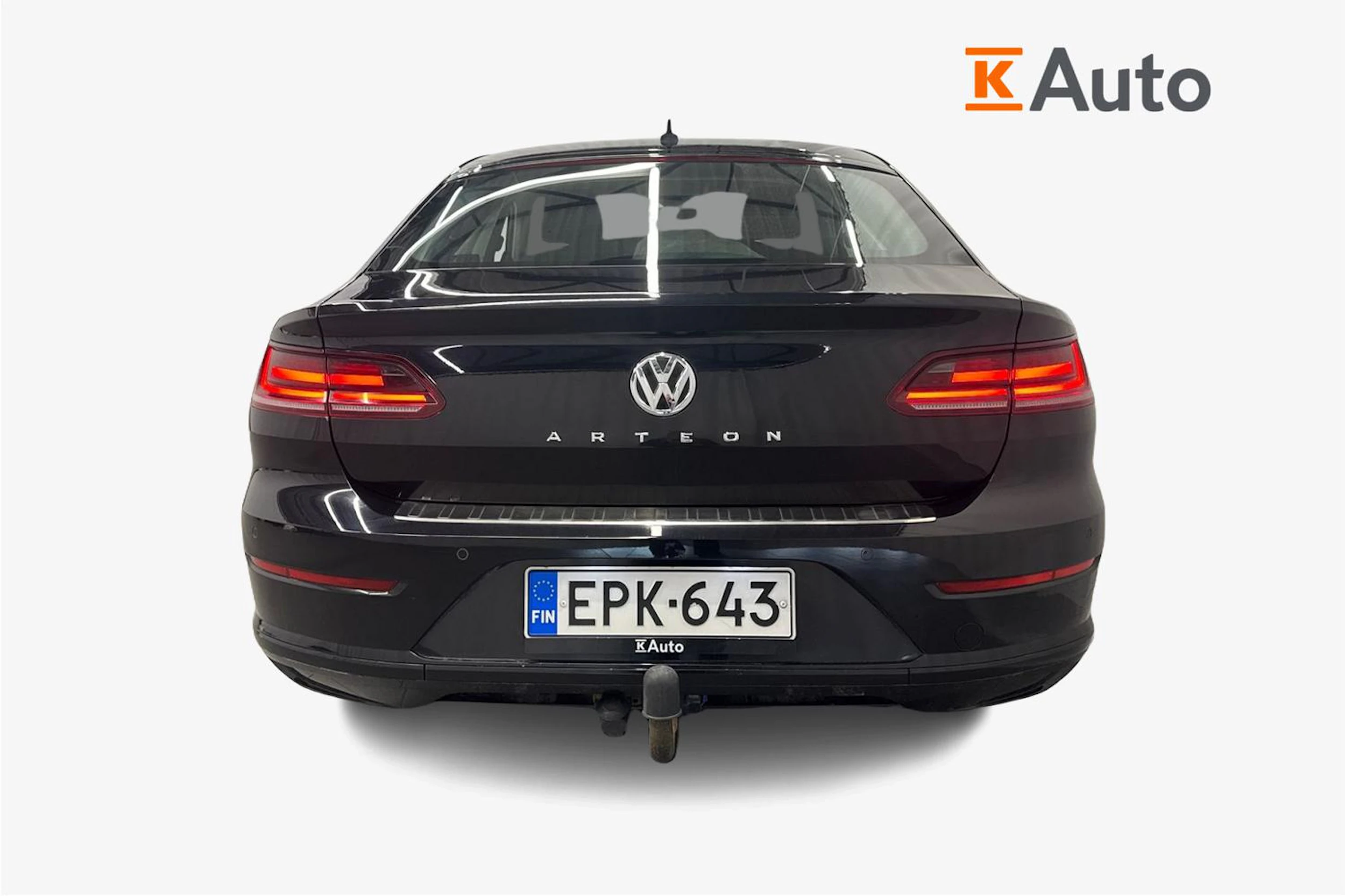 musta Volkswagen Arteon 2018 kuva 4.