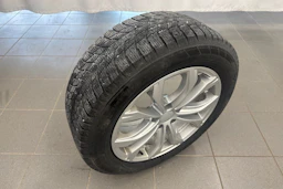 musta Volkswagen Arteon 2018 kuva 18.