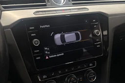 musta Volkswagen Arteon 2018 kuva 24.