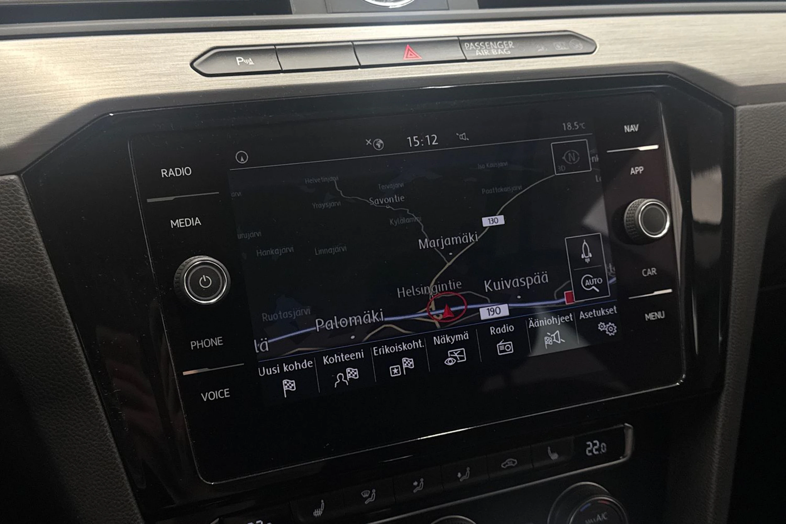 musta Volkswagen Arteon 2018 kuva 25.