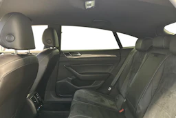 keltainen Volkswagen Arteon 2018 kuva 8.