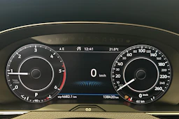 keltainen Volkswagen Arteon 2018 kuva 15.