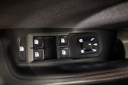 sininen Volkswagen Arteon 2018 kuva 20.