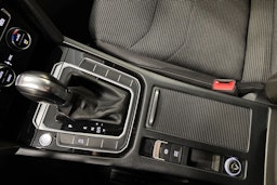 sininen Volkswagen Arteon 2018 kuva 25.